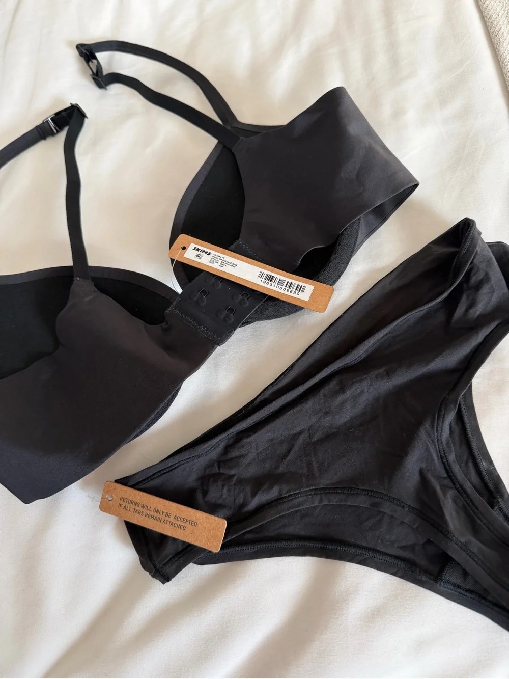 NWT Skims Ultimate Push up Bra 34B & Skims M thong BUNDLE - Picture 3 of 4